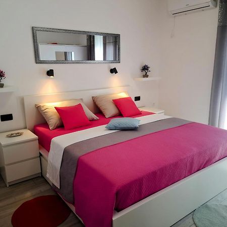 Apartments Ema Crikvenica Exterior foto