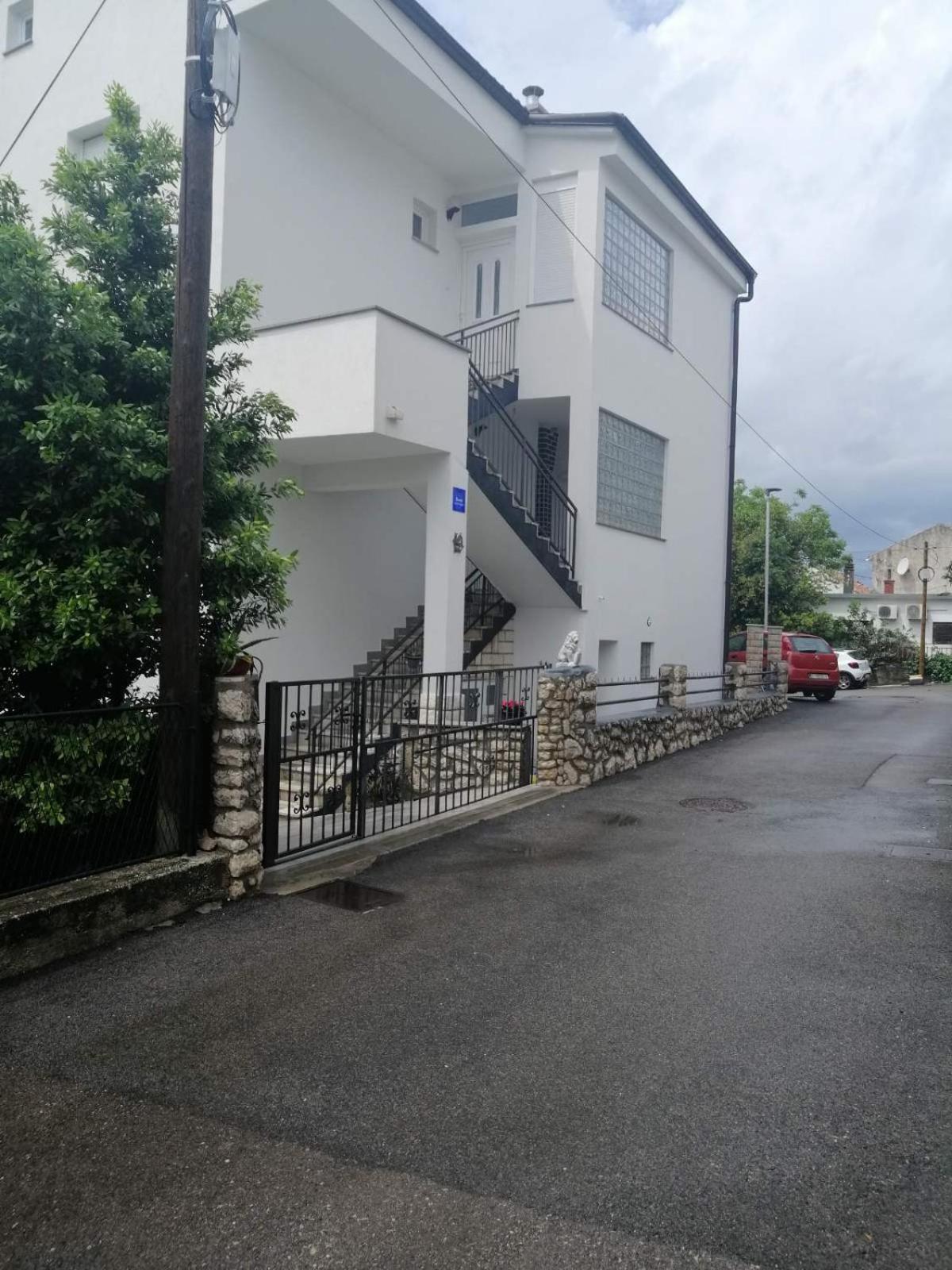 Apartments Ema Crikvenica Exterior foto