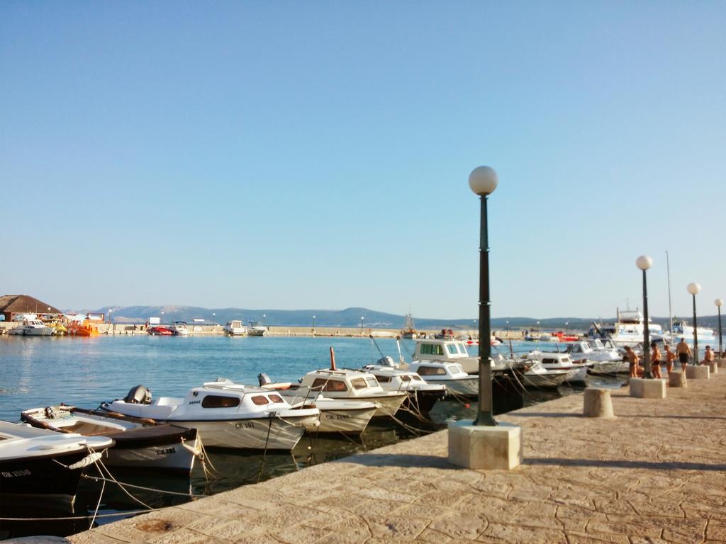 Apartments Ema Crikvenica Exterior foto