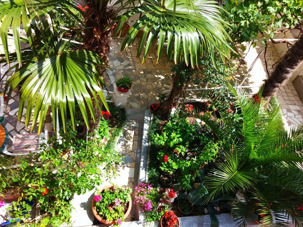 Apartments Ema Crikvenica Exterior foto